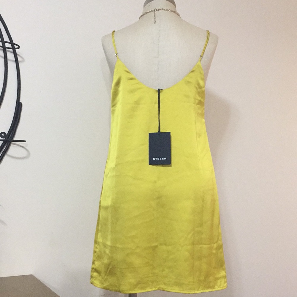 Stelen beautiful gold tone dress - Picture 3 of 8